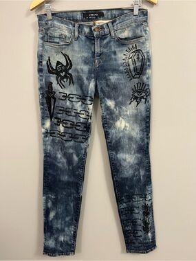 J Brand Blue Tie-Dye Skinny Jeans with Black Graphic Details Size 28